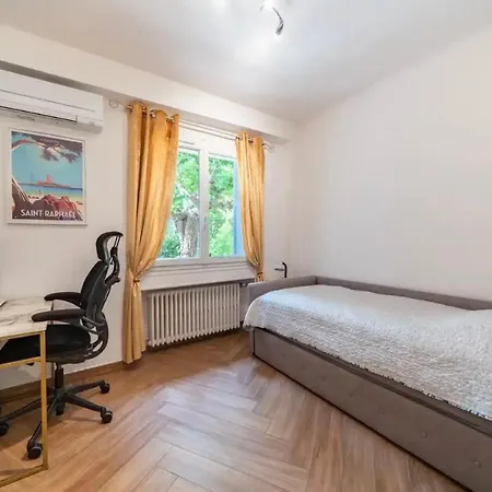10 Mn On Foot From Beaches, Tgv Station And Center With Swimming Pool * Saint-Raphaël