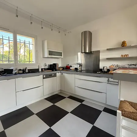 10 Mn On Foot From Beaches, Tgv Station And Center With Swimming Pool Villa Saint-Raphaël